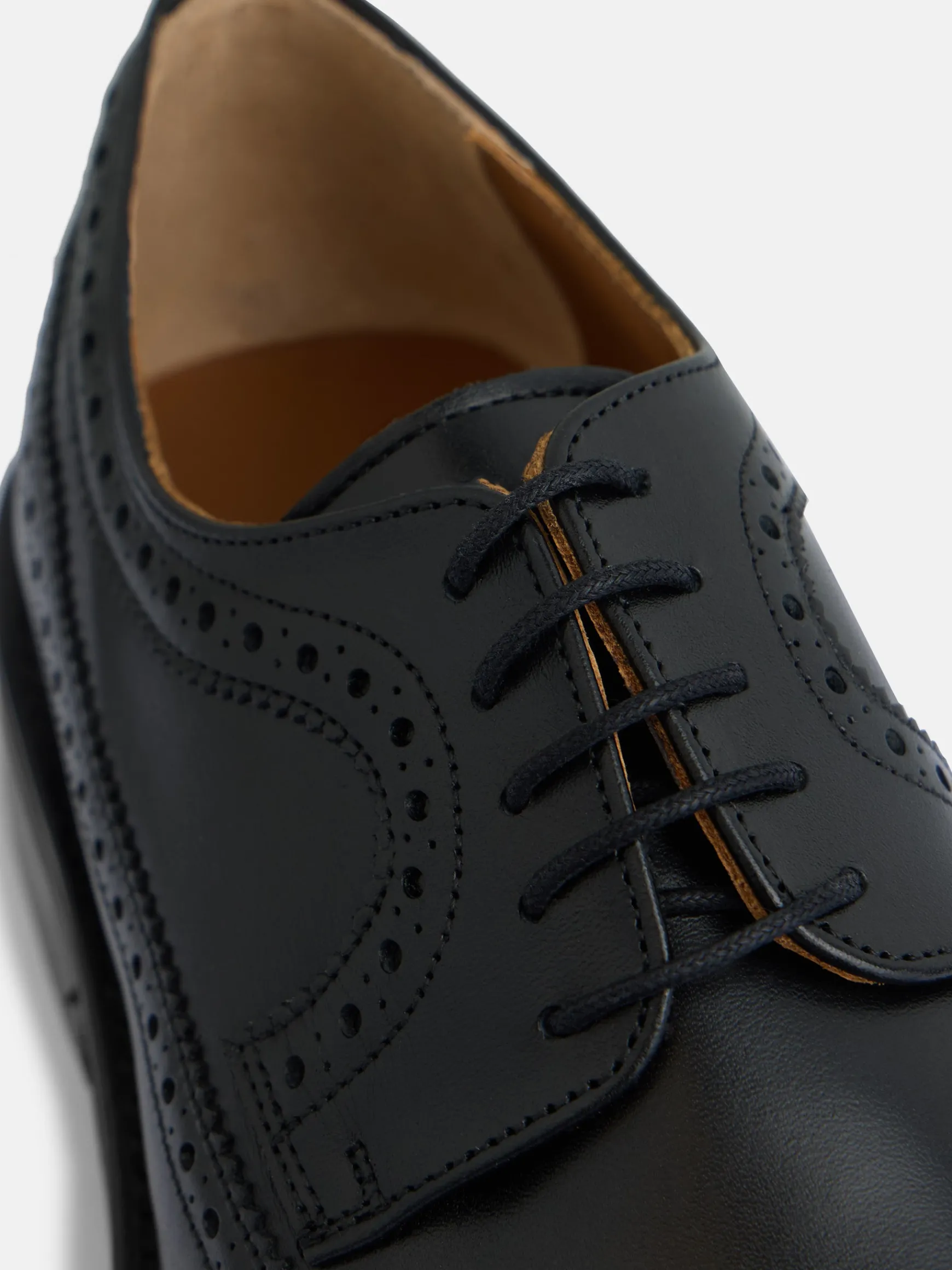Best Silbon Zapato clasico piel perforado Negro